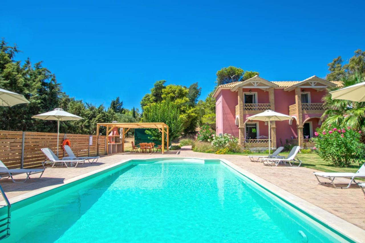 Elegant Maisonettes Kalamaki Exterior photo